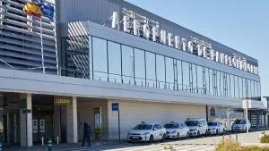Parada de taxi para las dos opciones de pago clinica universitaria
