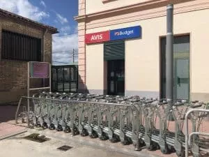 Empresas de alquiler con oficina en la estación de tren